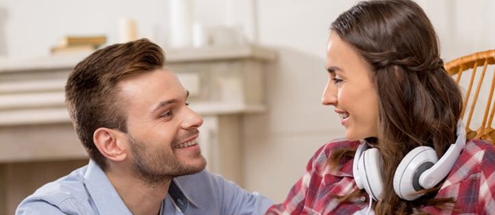 Cómo identificar si un hombre finge que te quiere - Psico Fronteras