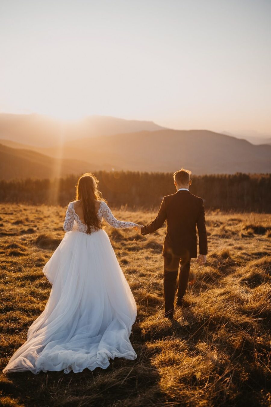 ¿Qué significa soñar con boda ajena? Interpretaciones y significados psicológicos - Psico Fronteras