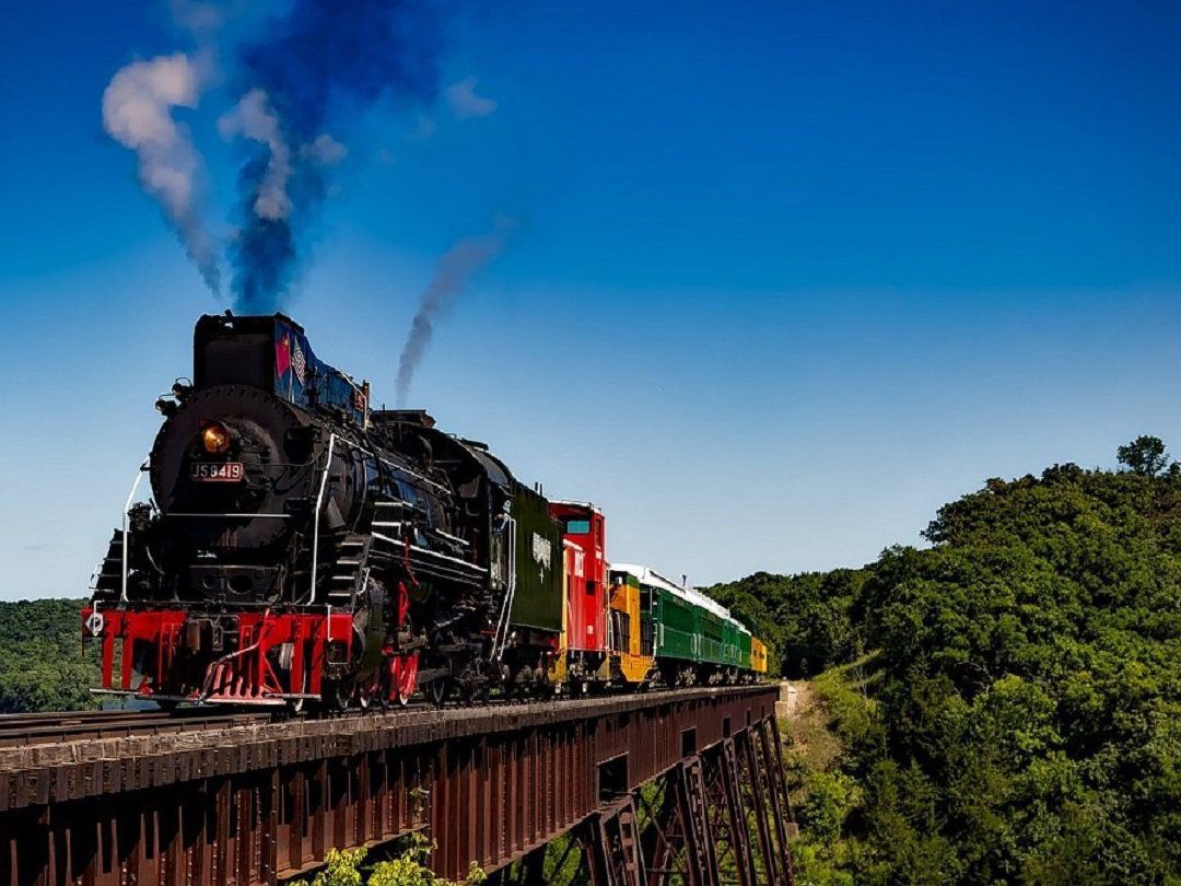 ¿Qué significa soñar con tren? Interpretaciones y simbolismo en tus sueños - Psico Fronteras