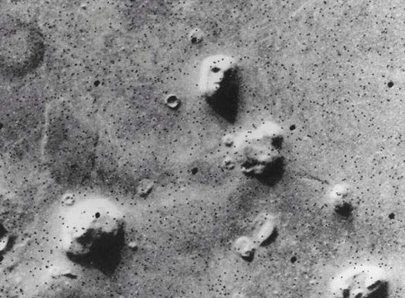 Pareidolia: La Fascinante Tendencia de Ver Caras y Figuras en lo Inesperado - Psico Fronteras